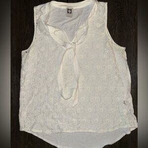Anne Klein Cream Lace Sleeveless Top